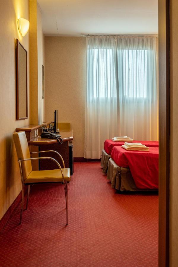 Meditur Hotel Pisa Migliarino Pisano Zewnętrze zdjęcie