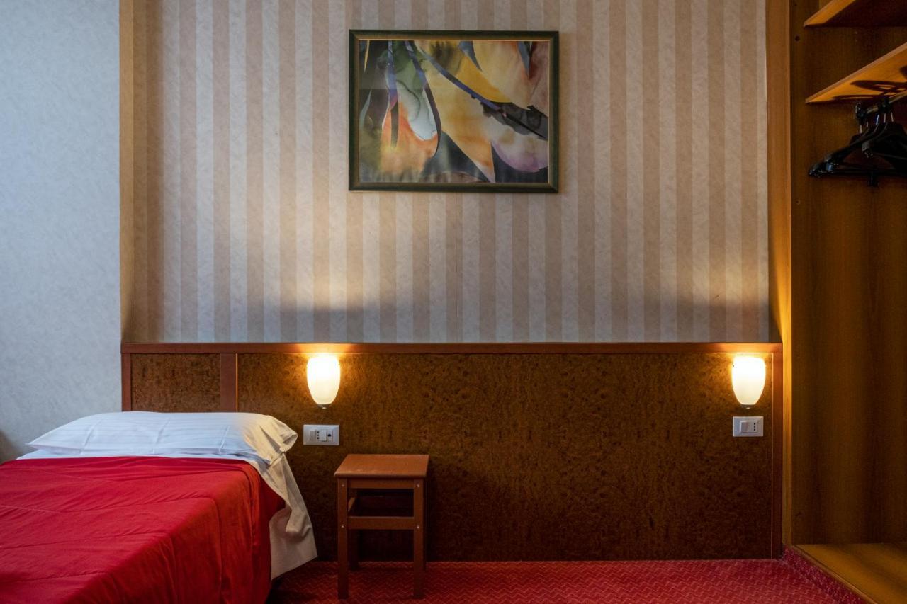 Meditur Hotel Pisa Migliarino Pisano Zewnętrze zdjęcie